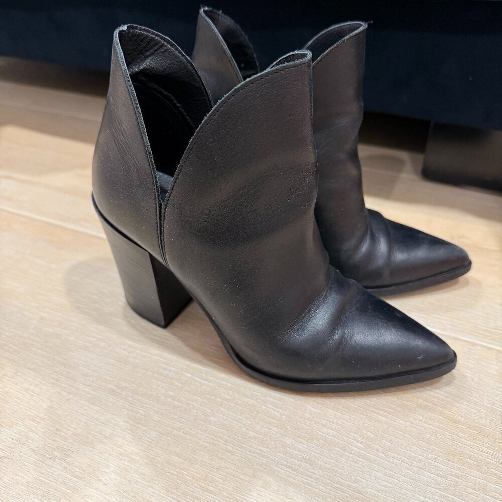 Aldo Black Pointed Toe Ankle Boots